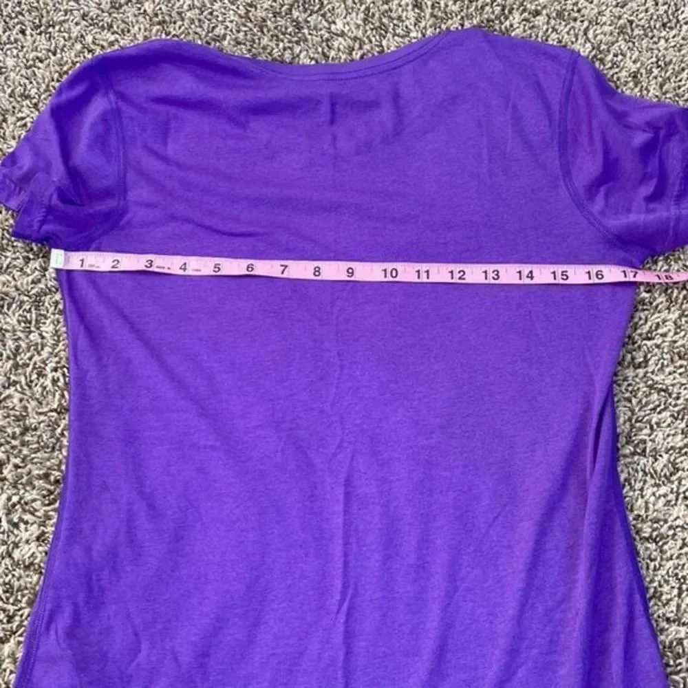 5/$30 🎈 Nike women’s small purple dri fit regular fit athletic tee